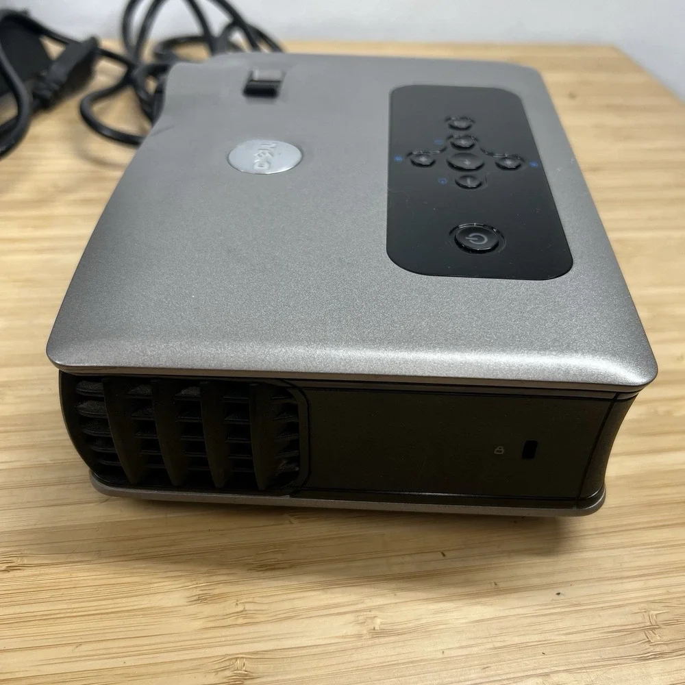 Dell 3400MP DLP Multimedia Projector w/ Remote Case Cables Tested Working